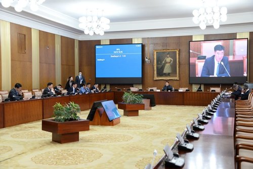 Байнгын хороо: Ж.Мөнхбат гишүүний бүрэн эрхээсээ чөлөөлөгдөх хүсэлтийг дэмжлээ